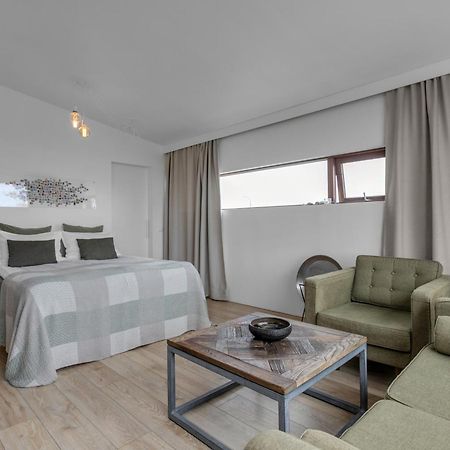 Eyvindarholt Guesthouse Alftanes Экстерьер фото