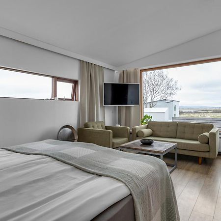 Eyvindarholt Guesthouse Alftanes Экстерьер фото