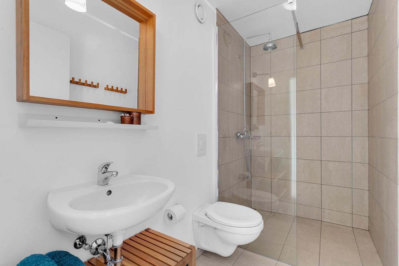 Eyvindarholt Guesthouse Alftanes Экстерьер фото