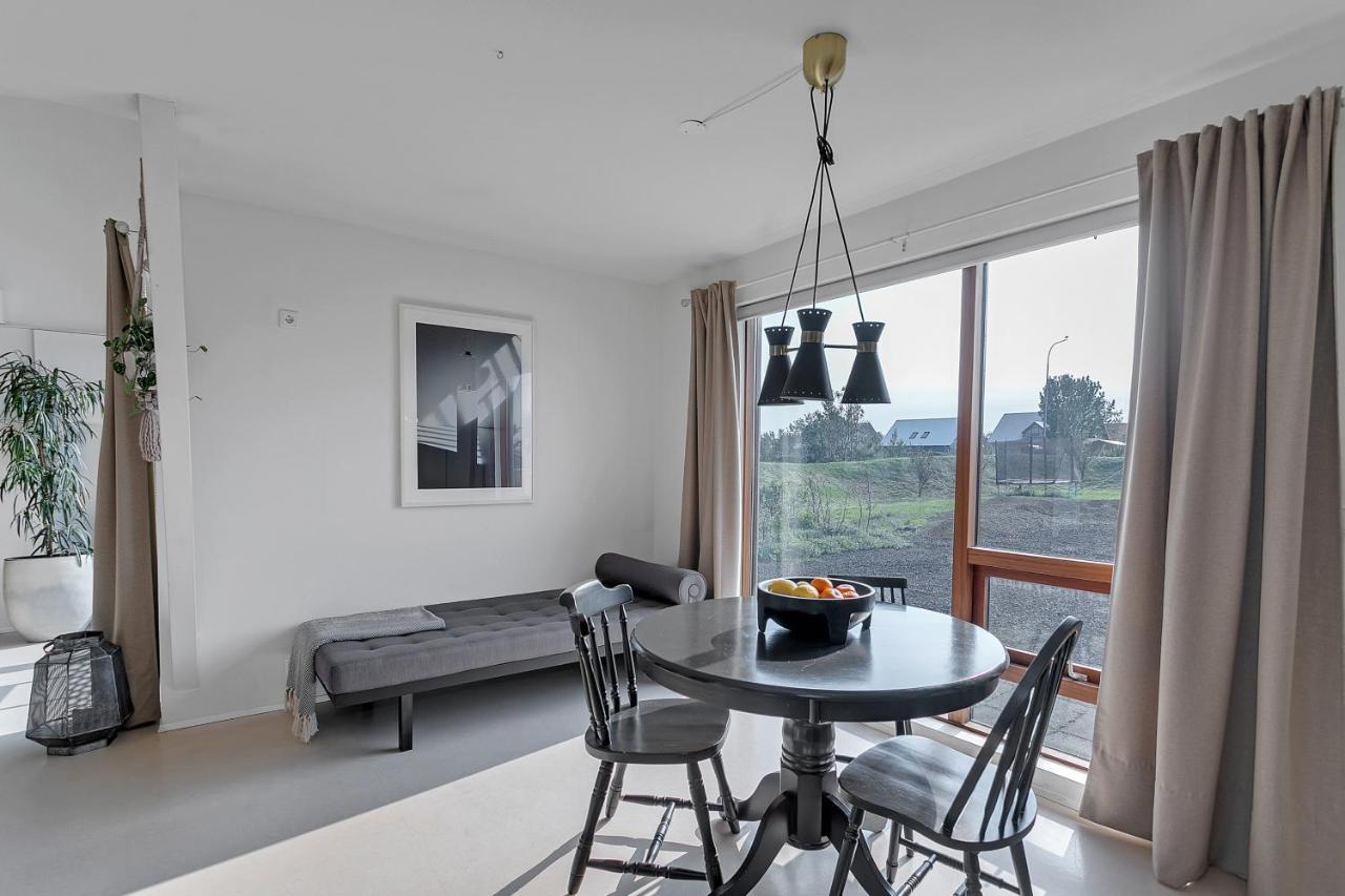Eyvindarholt Guesthouse Alftanes Экстерьер фото