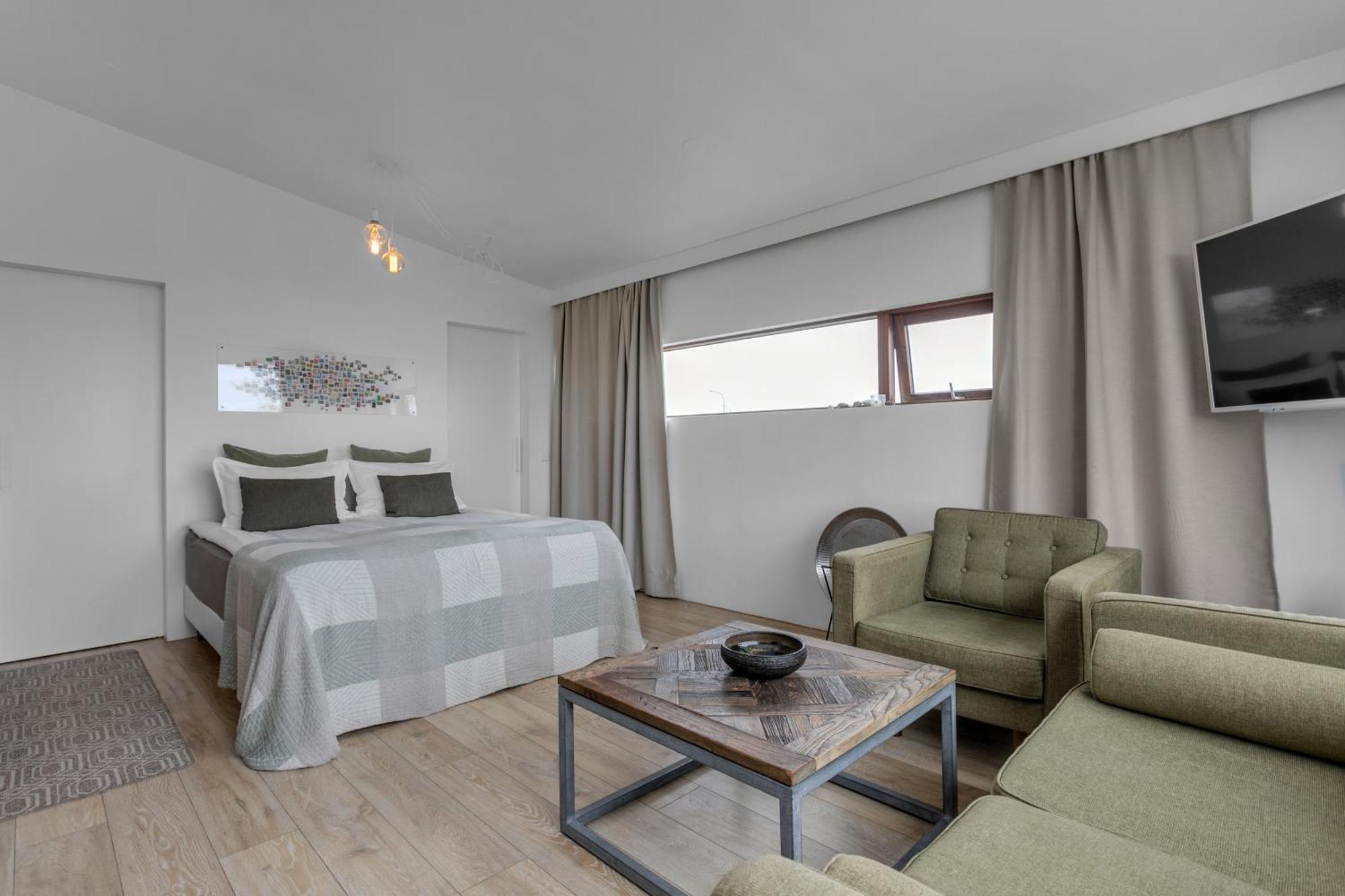 Eyvindarholt Guesthouse Alftanes Экстерьер фото