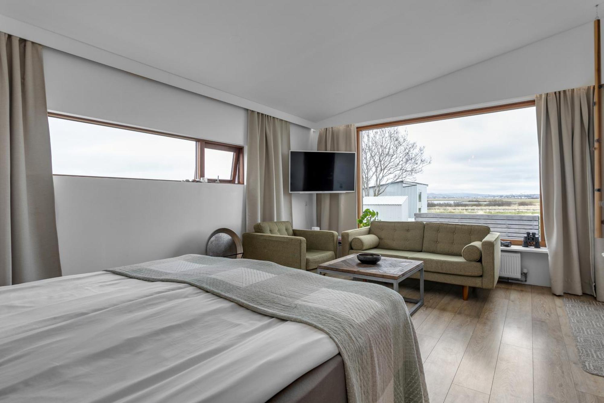 Eyvindarholt Guesthouse Alftanes Экстерьер фото