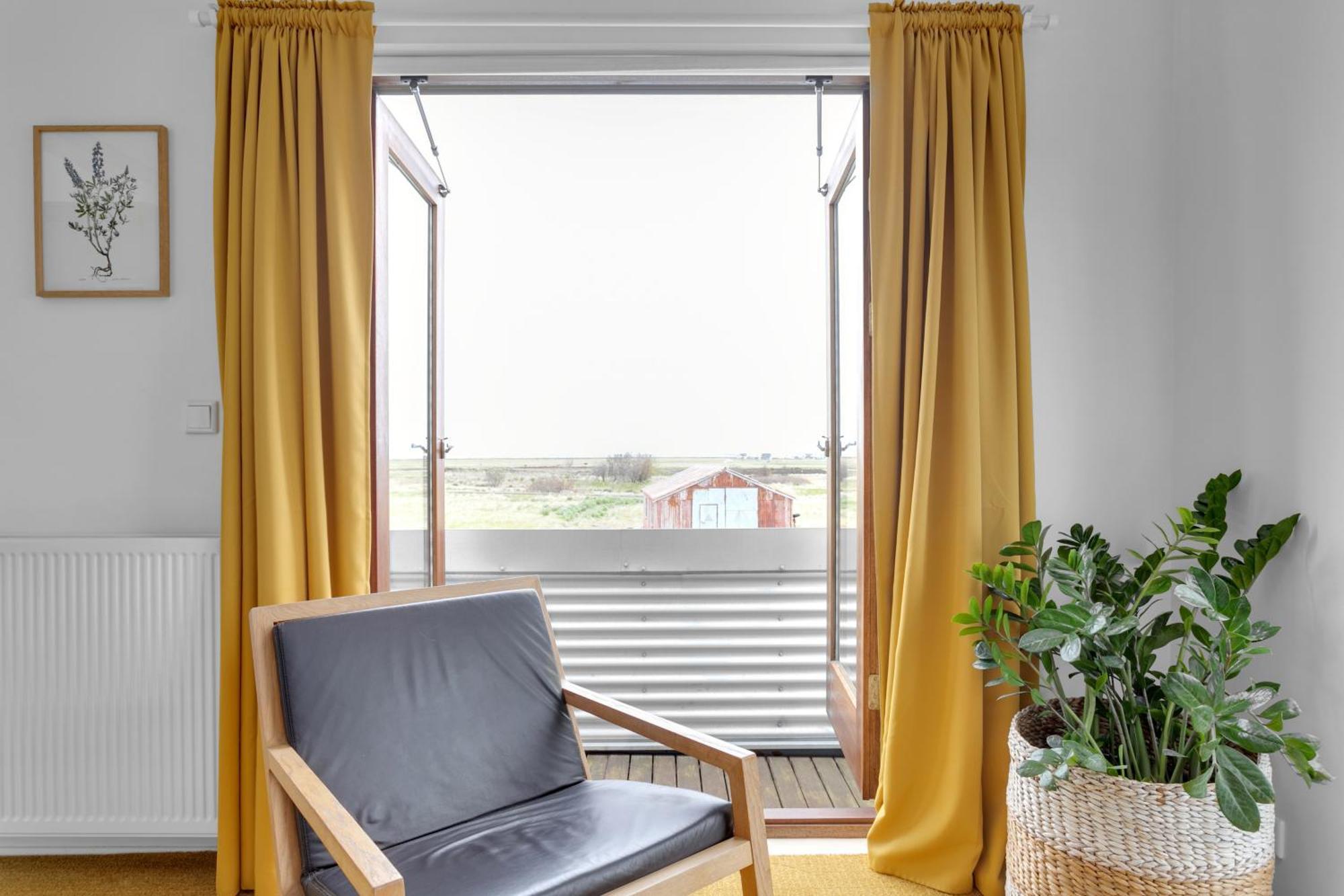 Eyvindarholt Guesthouse Alftanes Экстерьер фото