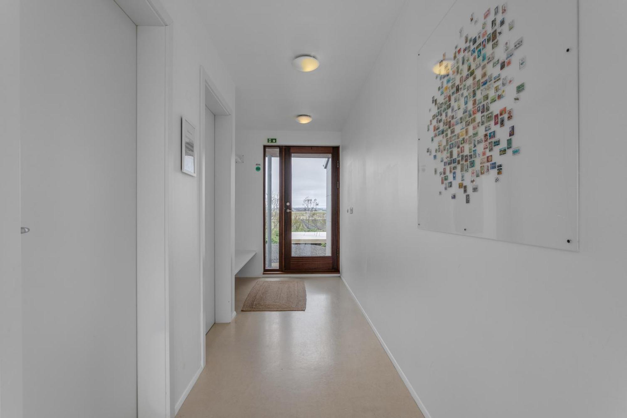 Eyvindarholt Guesthouse Alftanes Экстерьер фото